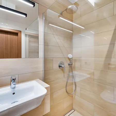 Altstadt-wohnung Angielska Grobla By Interhome Apartment Danzig